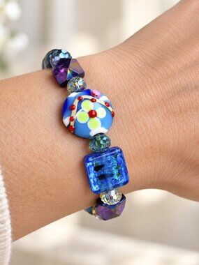Artisan Lampwork Style Glass Bead Bracelet – Blue Purple Floral Statement